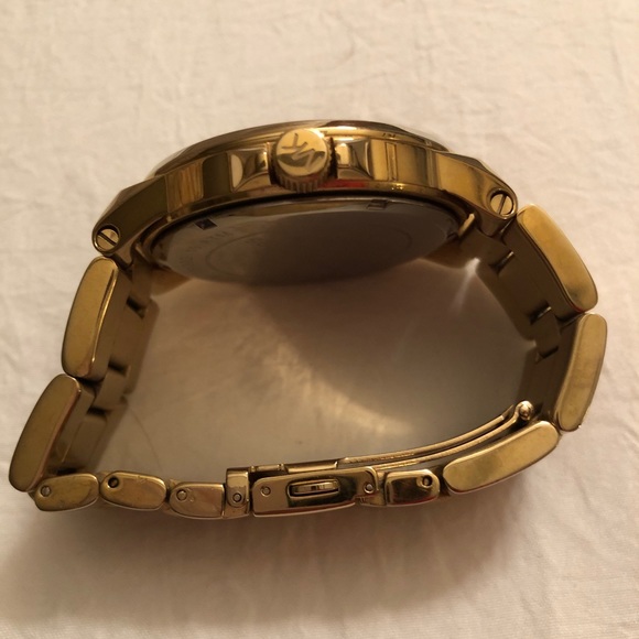 Michael Kors Gold Tortoise Watch - Picture 3 of 6